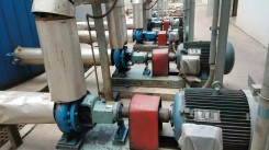 清水(shui)離心泵使用現場(chang)